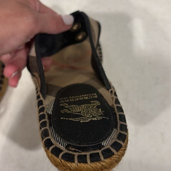 Burberry wedge checked pattern espadrilles EUC size 40 - Picture 6 of 6